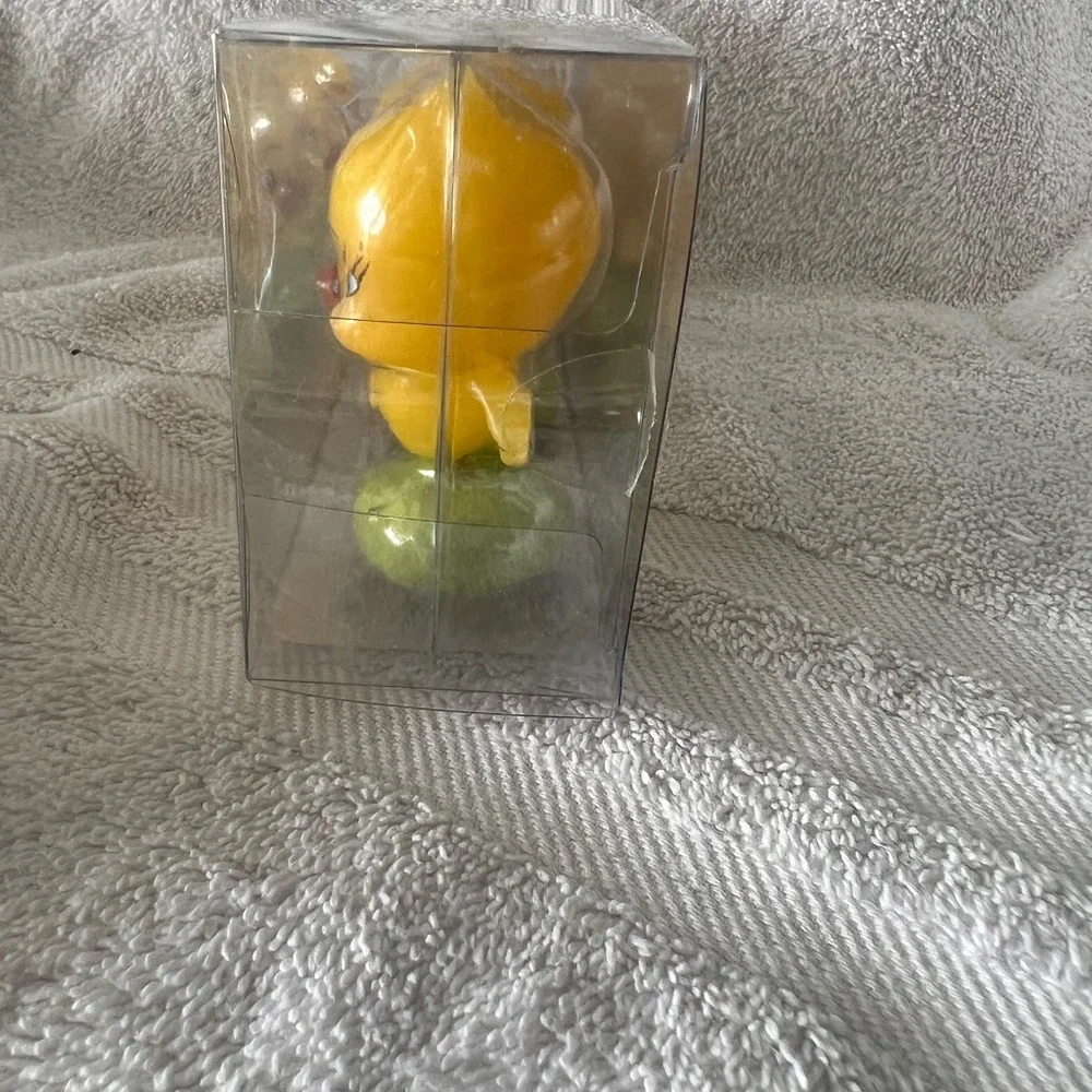 NIB 2 SETS OF 4 EASTER CHICK CANDLES- 2007- TARGET